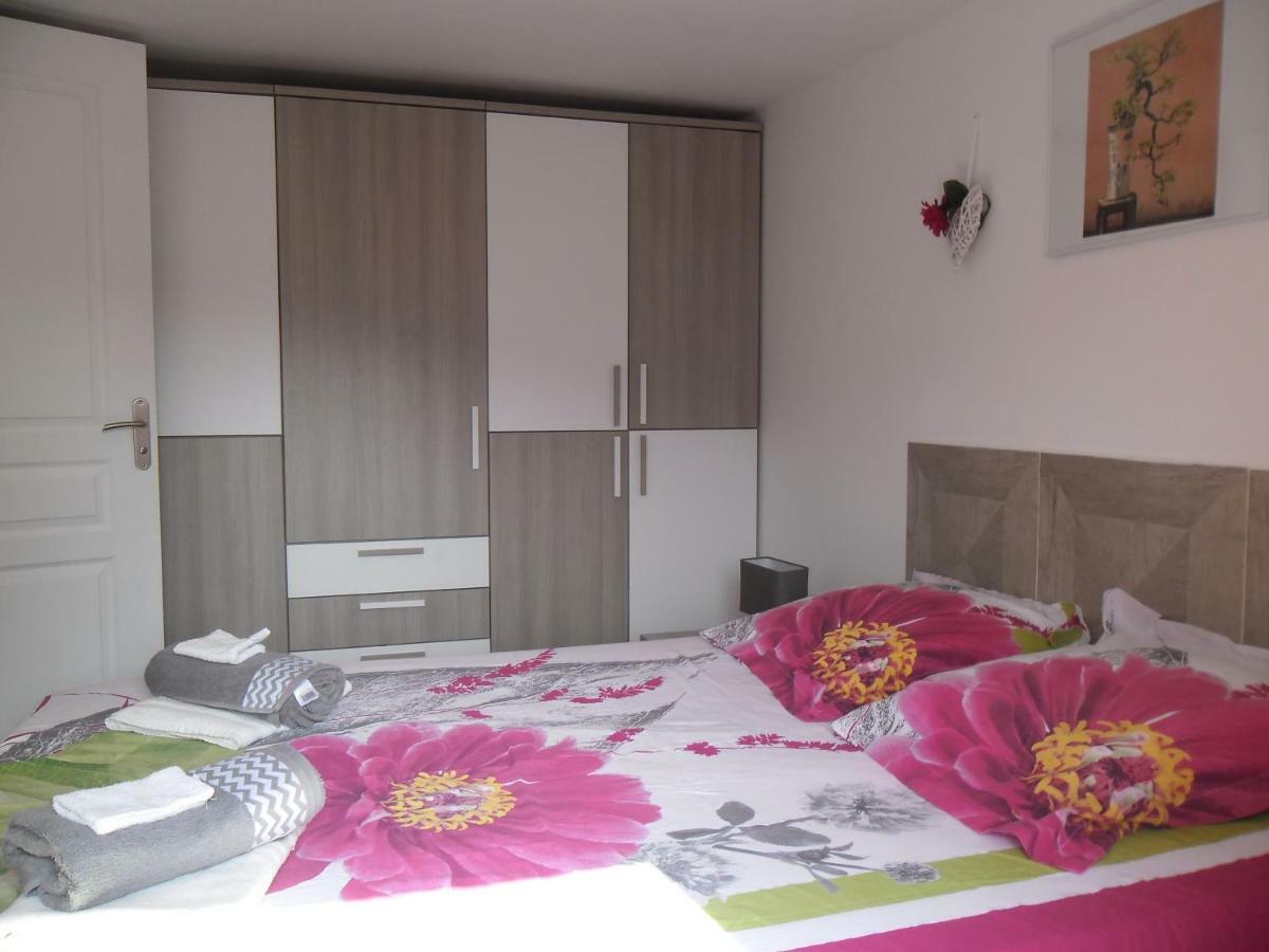 Charmante Villa A 15 Min De Nice Avec Piscine Blausasc 外观 照片