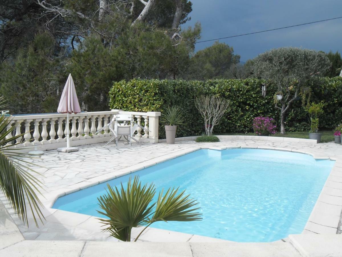 Charmante Villa A 15 Min De Nice Avec Piscine Blausasc 外观 照片